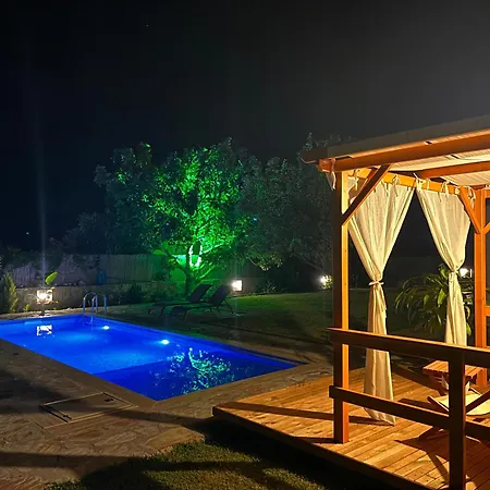 Villa Bi *